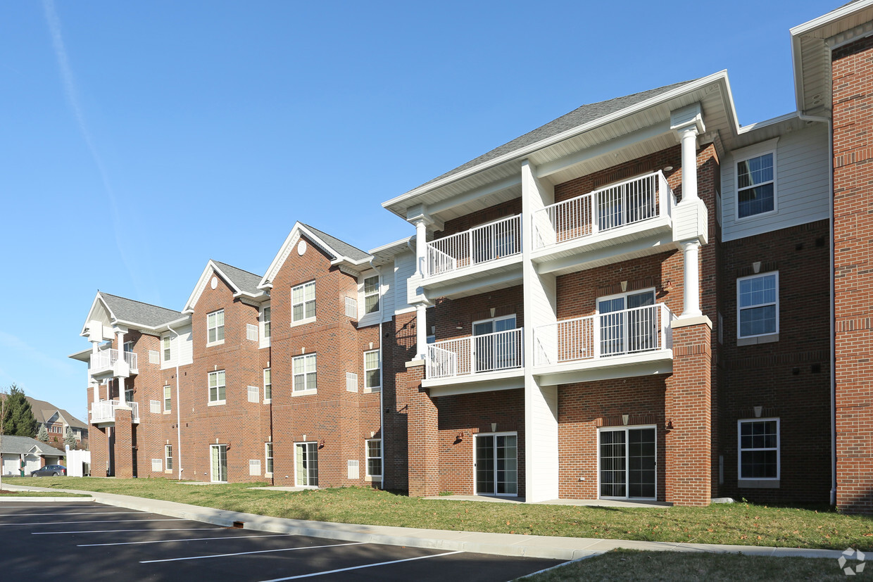 Lake Forest Village Retirement Community Apartments - Louisville, KY ...