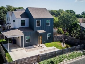 Building Photo - 1004 Wheatley Ave