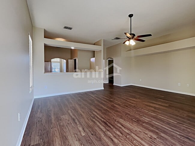 Foto del edificio - 3941 Leatherwood Dr