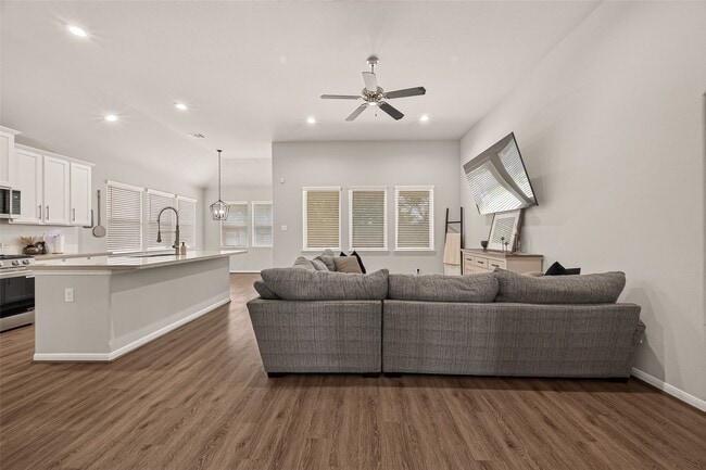 Building Photo - 1665 Morgan Trail Dr