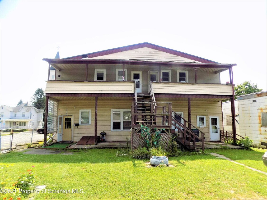 Primary Photo - 1-513 Washington Ave