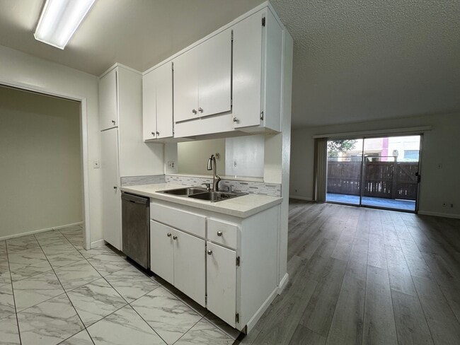 Foto del edificio - 1311 Webster St