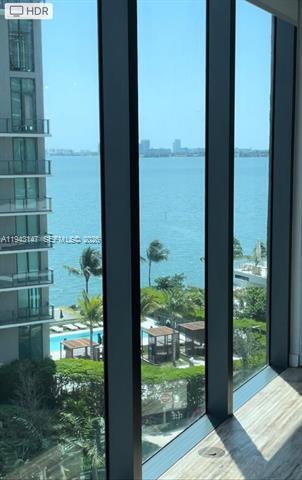 Building Photo - 650 NE 32nd St