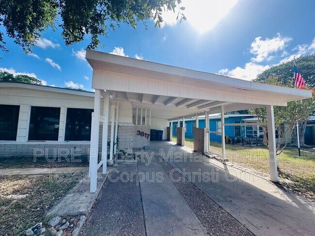 Foto del edificio - 3817 Lamont St