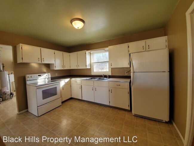 Building Photo - 3 br, 1 bath House - 3510 Maple Ave