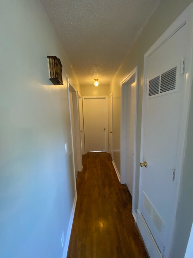 Foto del edificio - 1513 Hickory St