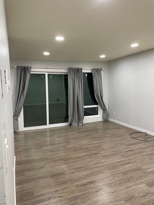 Foto principal - 15138 65th Ave S