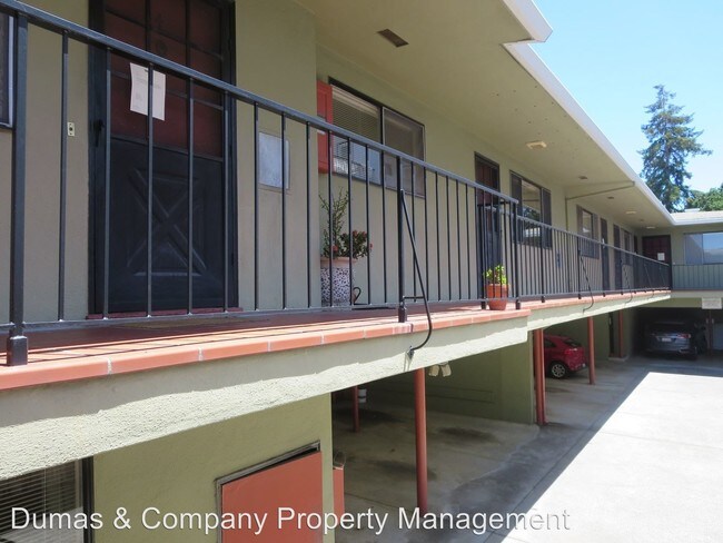 Foto del edificio - 1221 Floribunda Ave