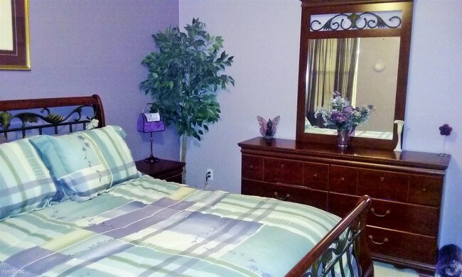 Foto del edificio - 5673 Star Rush Dr