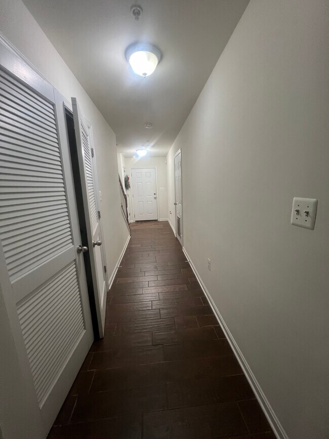 8 Thomasson Ct, Capitol Heights, MD 20743 Townhome Rentals in Capitol