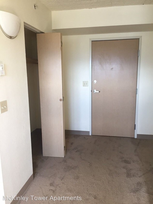 Foto principal - 337 E 4th Ave