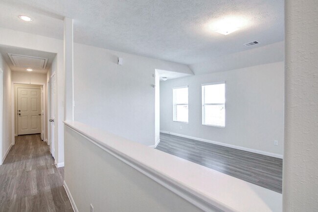 Building Photo - 12804 Rio Lindo St