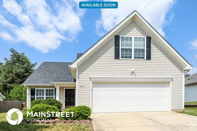 Building Photo - 604 Walnut Crossing Dr