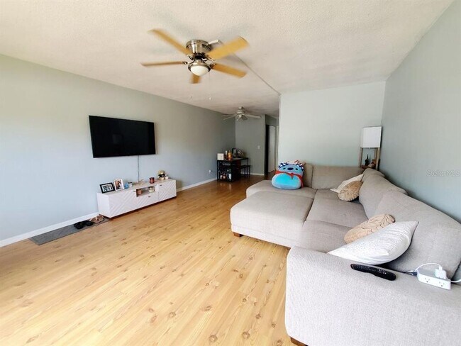 Foto del edificio - 2344 Shelley St