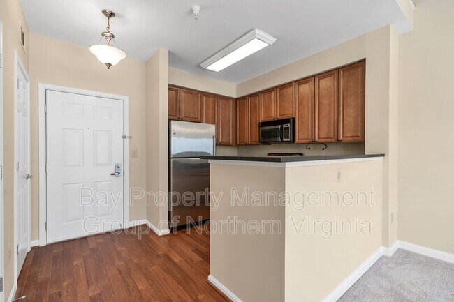 Foto del edificio - 801 S Greenbrier St