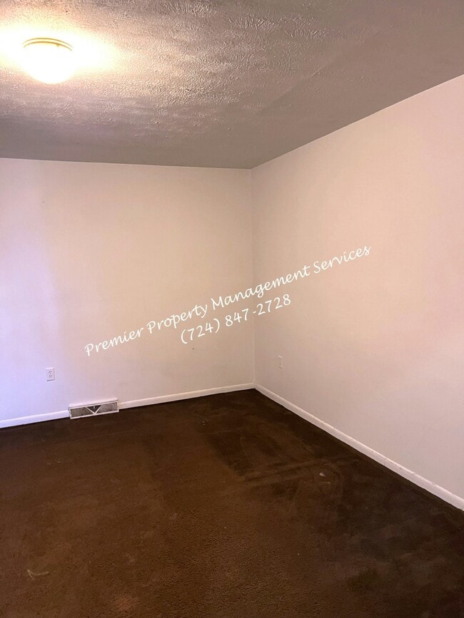 Building Photo - 220 Rhode Island Ave