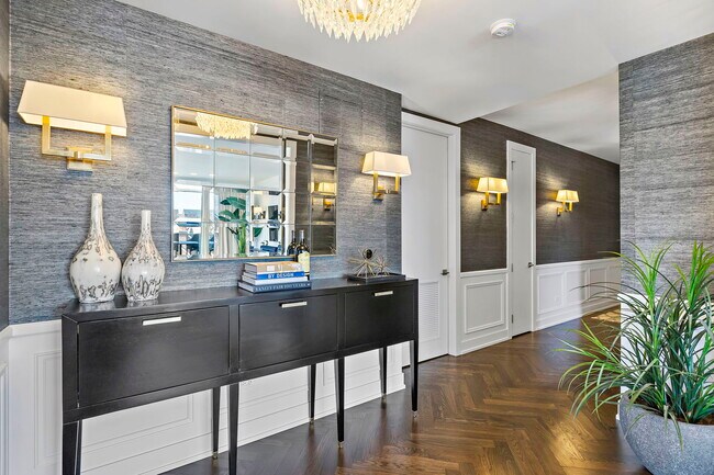 Foto del edificio - 1625 N Burling St