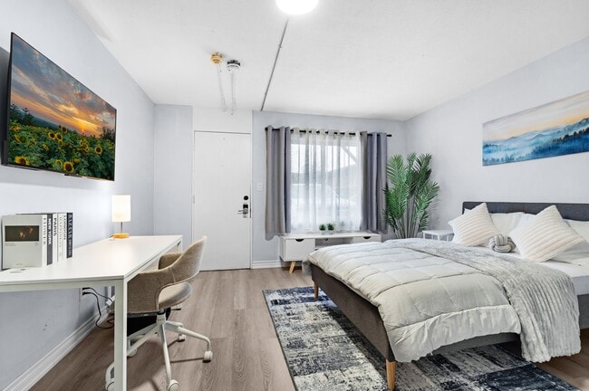 Building Photo - Bachelor Unit for Rent