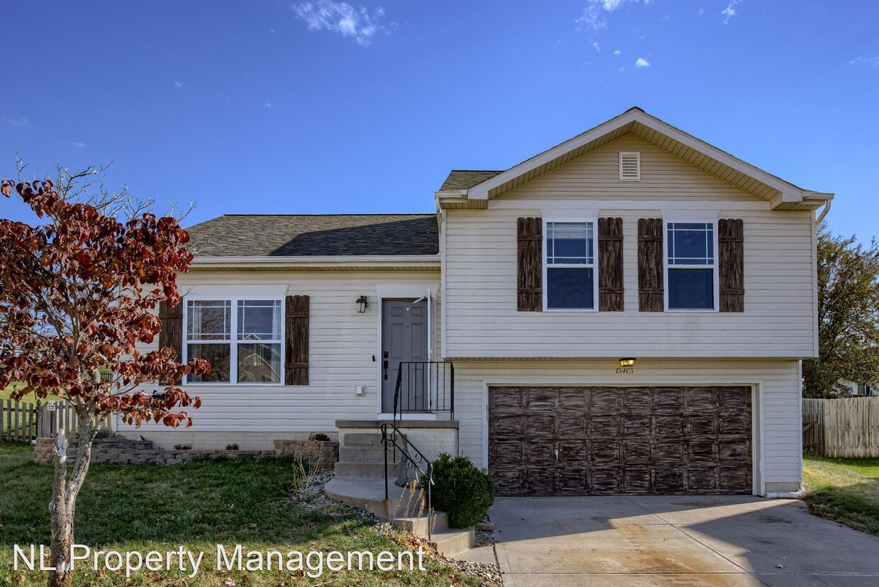 3 br, 2 bath House 15405 Fillmore Circle House Rental in Bennington