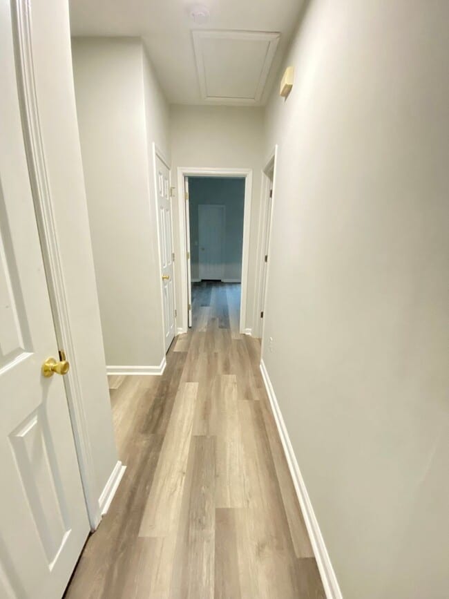 Building Photo - 926 Harvard Pl