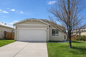 Building Photo - 9661 Canyon Meadows Dr