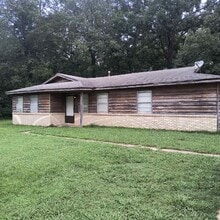 Building Photo - 1205 Ruby Dr