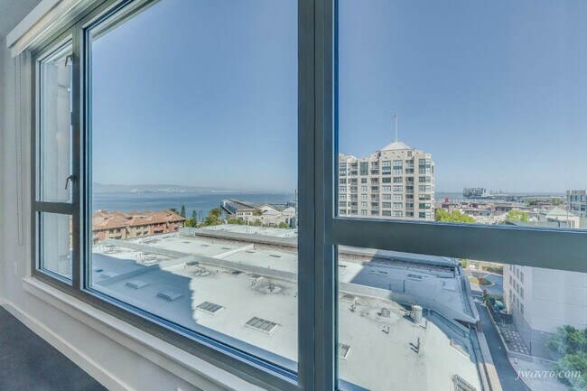 Building Photo - 219 Brannan St