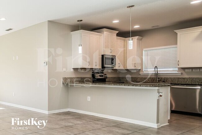 Building Photo - 15402 Turkoman Circle