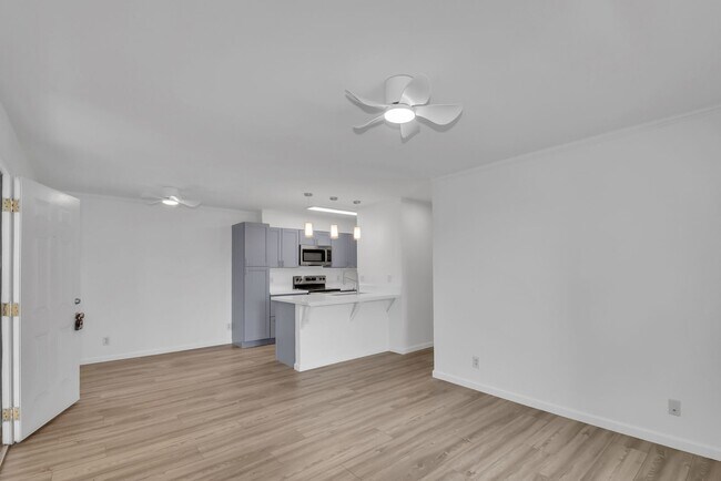 Foto del edificio - Fairway Terrace 2 bed 2 bath ground floor ...