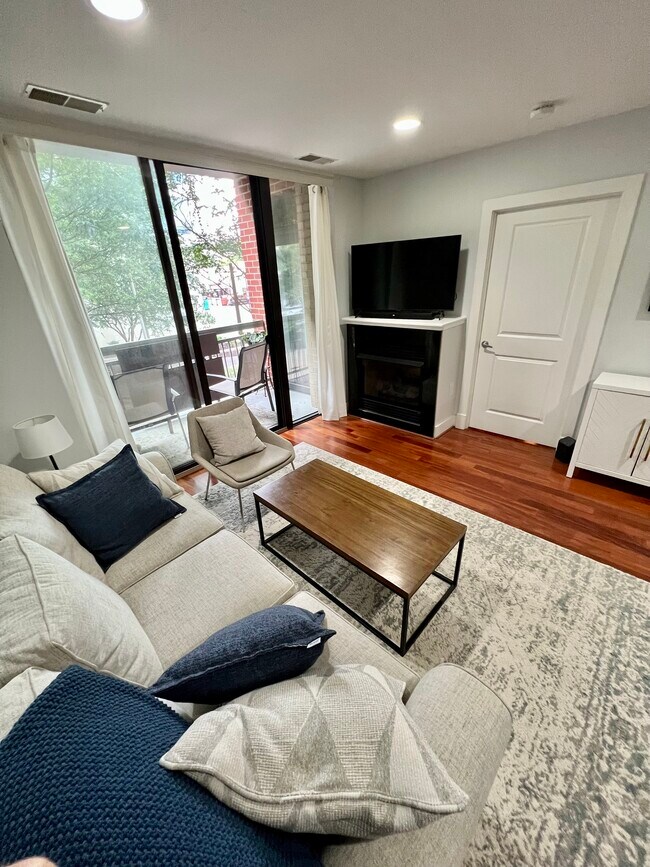 Foto del edificio - 1200 N Hartford St