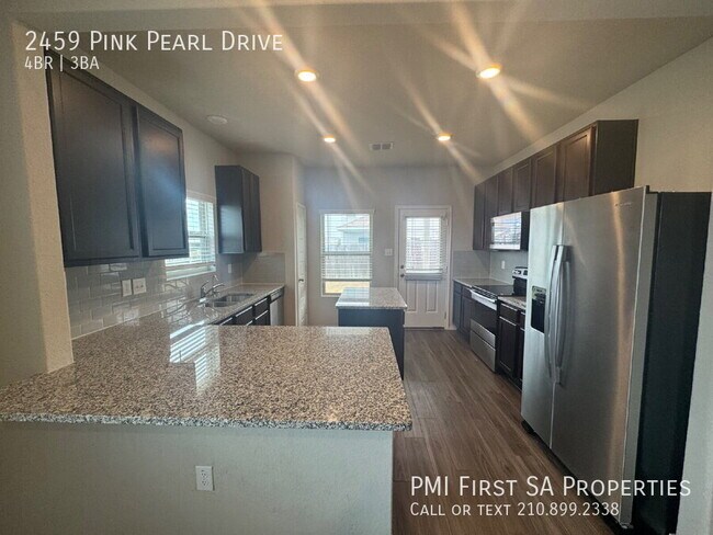 Building Photo - 2459 Pink Pearl Dr