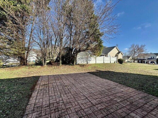 Building Photo - 5787 Dove Point Dr SW