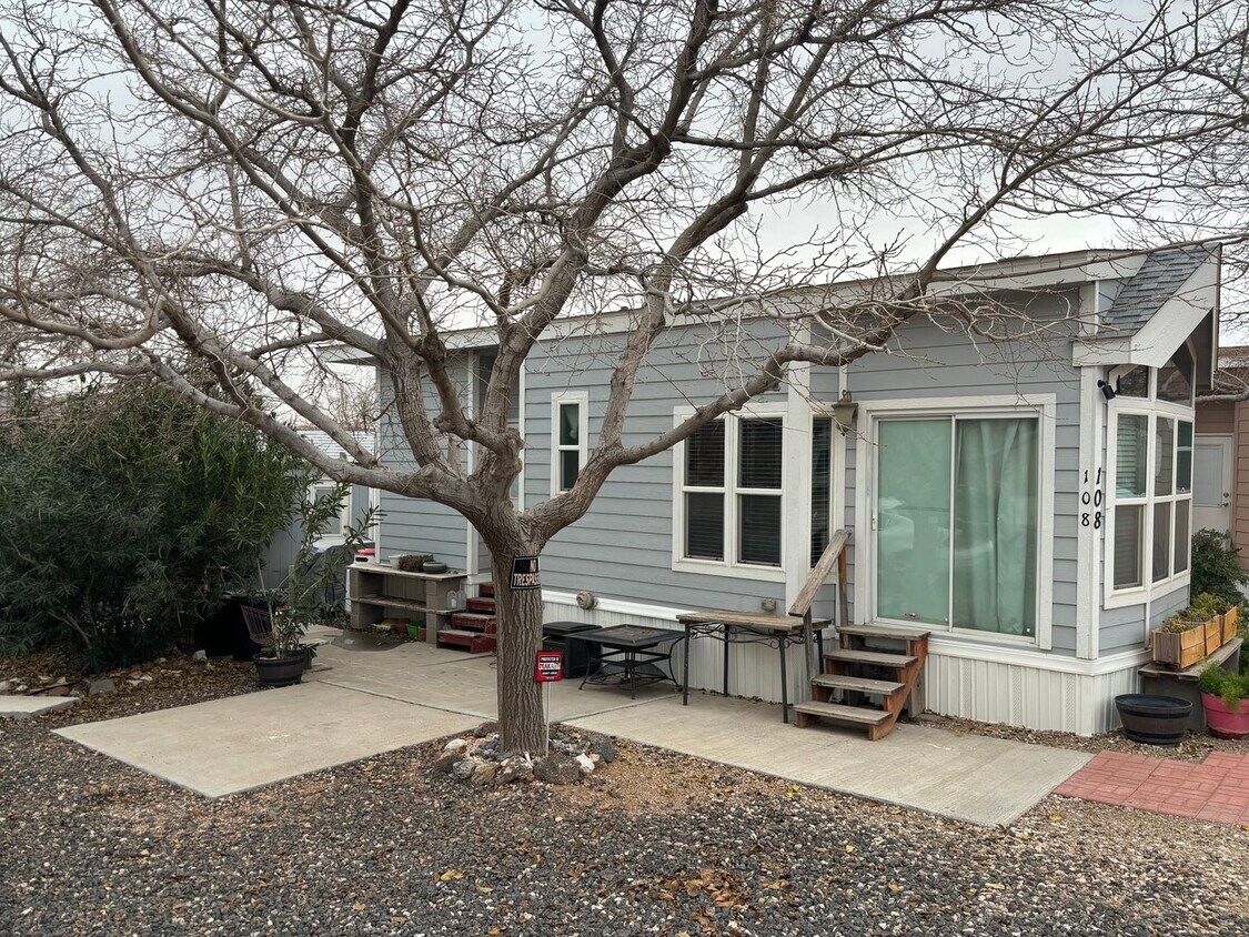 Primary Photo - Double lot Park Model with ALL utilities I...