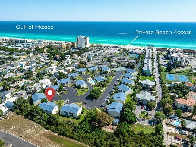 Building Photo - Beautiful Condo with Beach Front Access