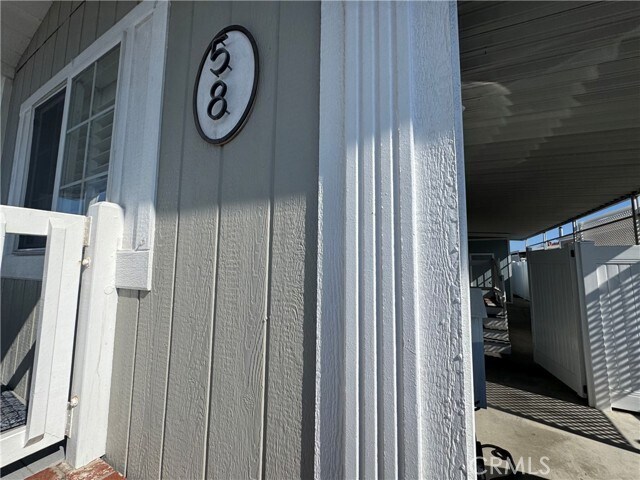 Foto del edificio - 21851 Newland St