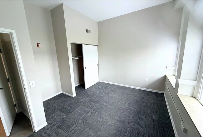 Building Photo - Spacious Living at Heritage Lofts, Piqua