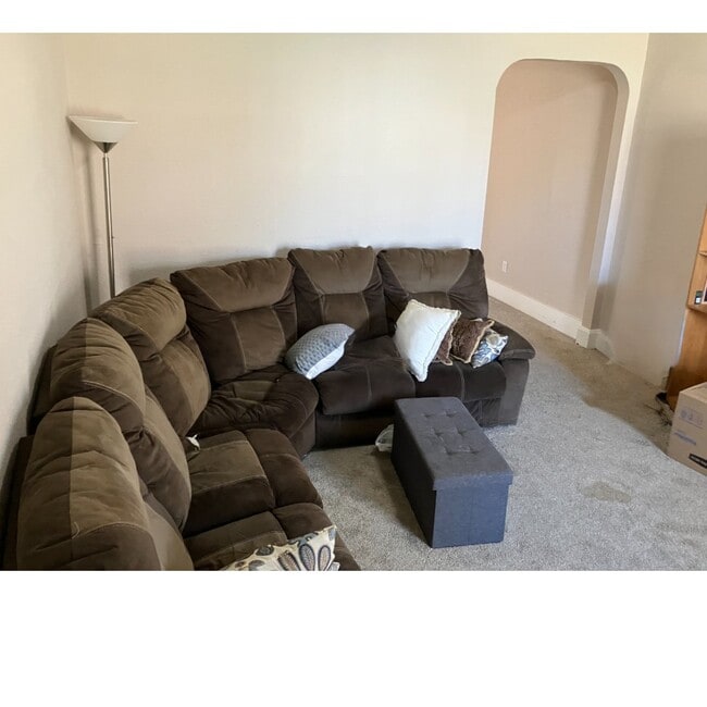 Building Photo - 1112 N Rural St