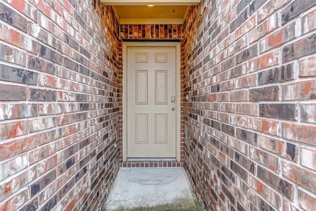 Building Photo - 10135 Shagbark Hickory Ct