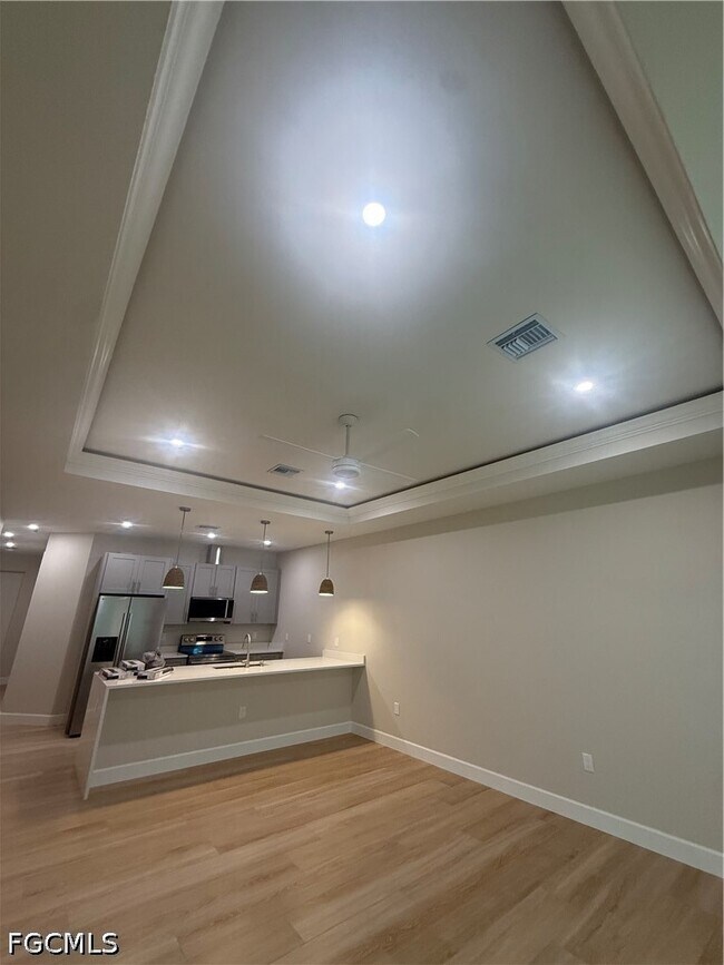 Foto del edificio - 103 Pennfield St