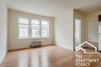 Building Photo - 2606 N Kimball Ave