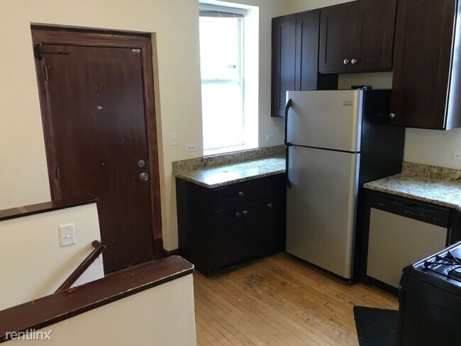 Foto del edificio - 856 W Fletcher St