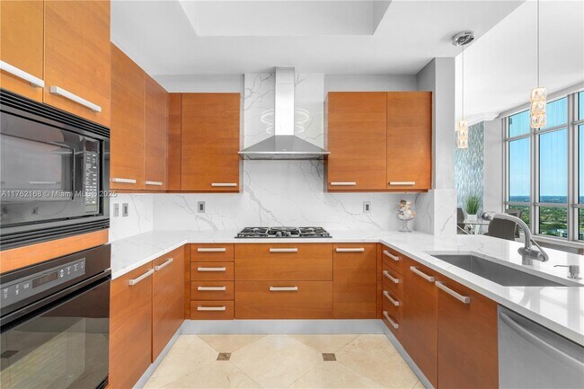 Foto del edificio - 3535 S Ocean Dr