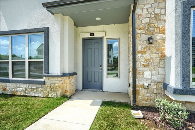 Foto del edificio - 4 Bed and 2.5 Bath Luxurious Townhome in Frisco!