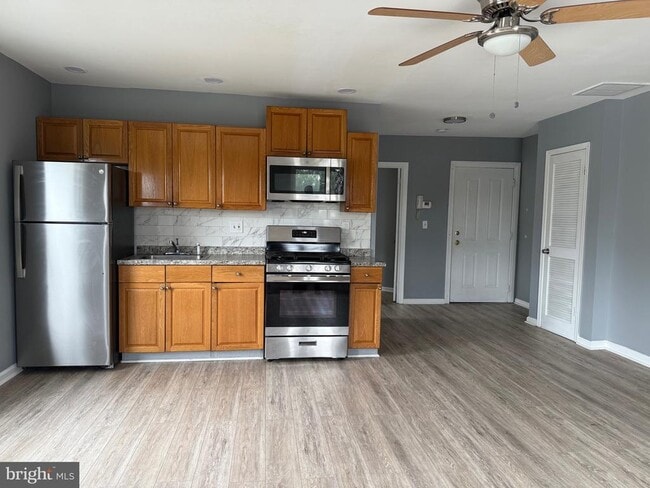 Foto del edificio - 2211 W Tioga St
