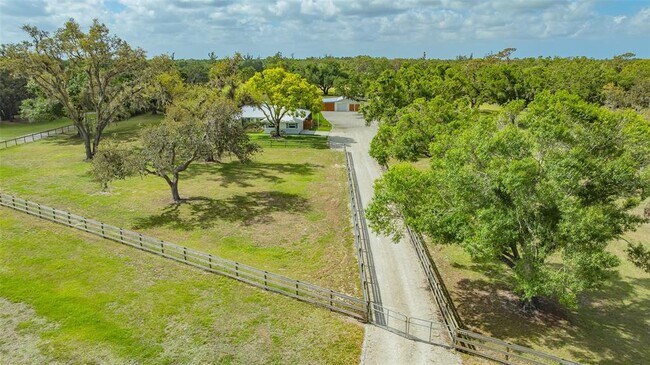 Foto del edificio - 5450 Old Ranch Rd