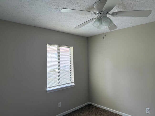 Foto del edificio - CountryPlace Townhomes off Lakeside Drive