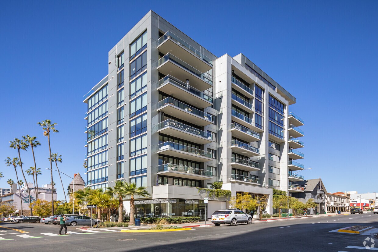 Foto principal - 2604 5th Ave
