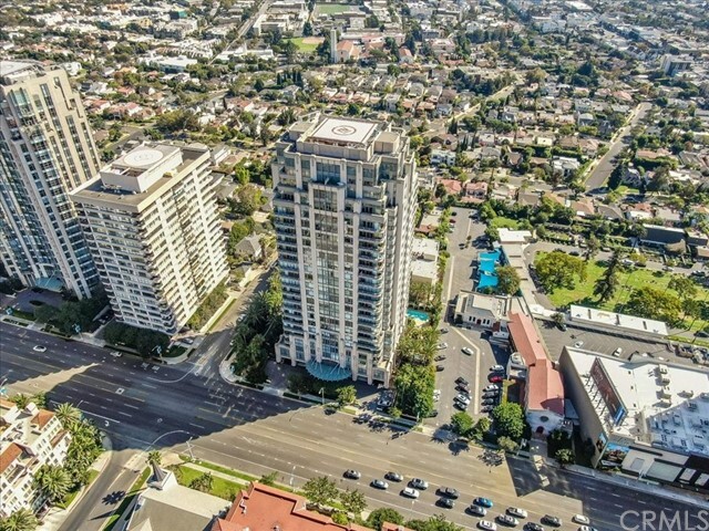 Building Photo - 10800 Wilshire Blvd