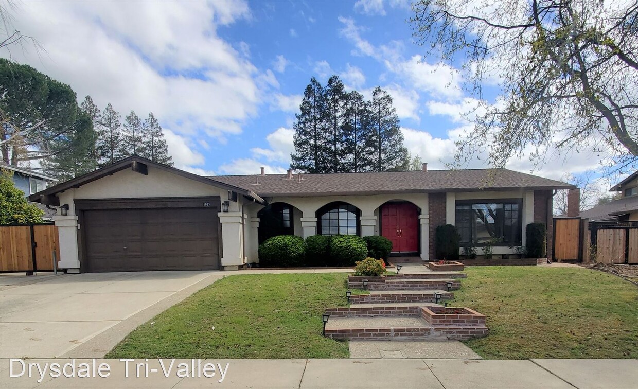 Primary Photo - 3 br, 2.5 bath House - 1863 Yolanda Circle