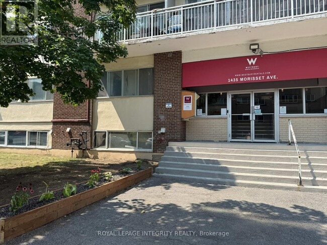 Building Photo - 1435 Morisset Ave